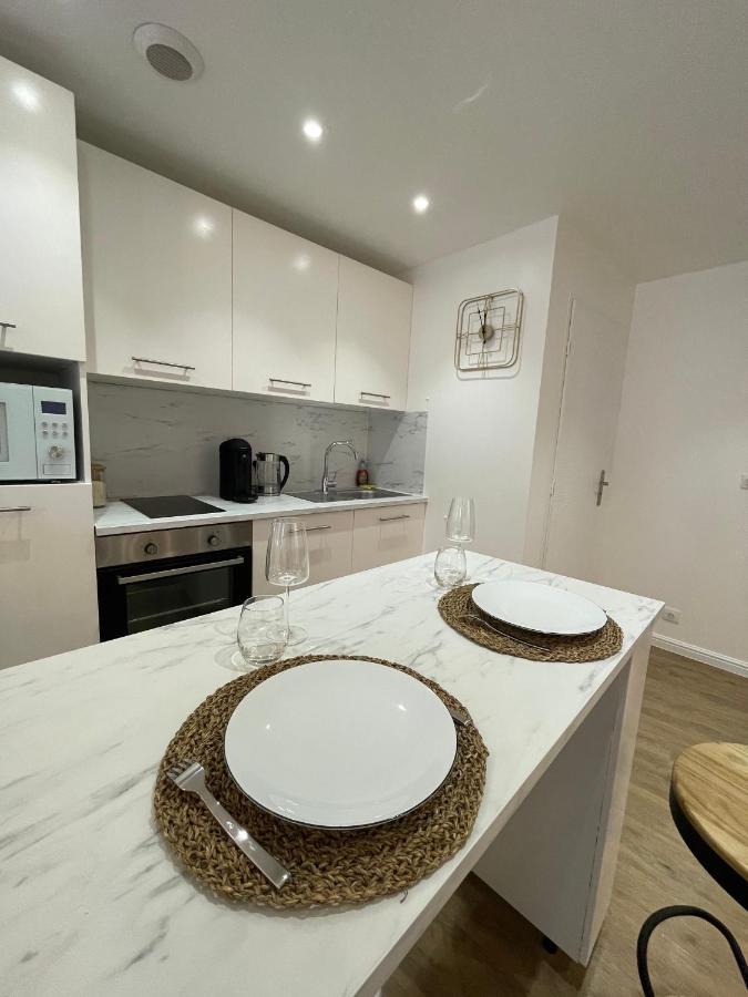 Appartement Dampierre En Yvelines Экстерьер фото